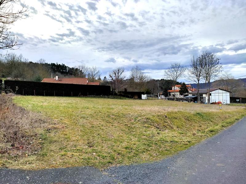 Terrain constructible - 1 354 m²