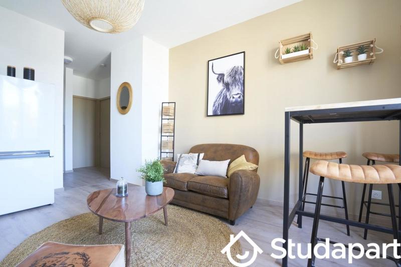 Chambre - 9 m² - 1 pièce