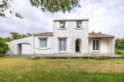 Propriété - 115 m² - 5 pièces