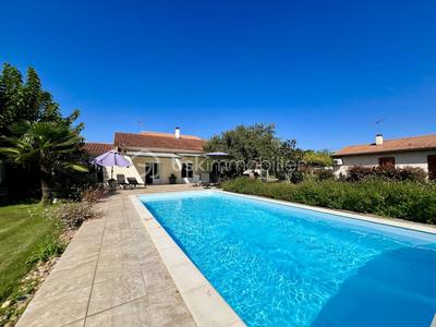 Maison - 218 m² - 7 pièces