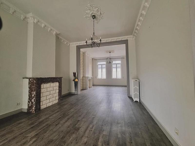 Maison - 163 m² - 6 pièces