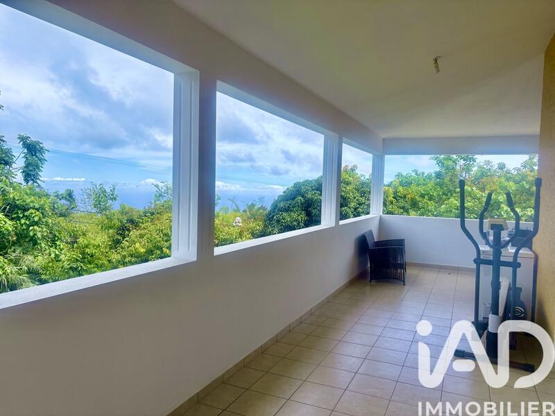 Maison - 115 m² - 4 pièces