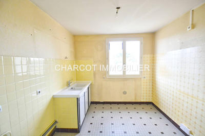 Appartement - 83 m² - 5 pièces