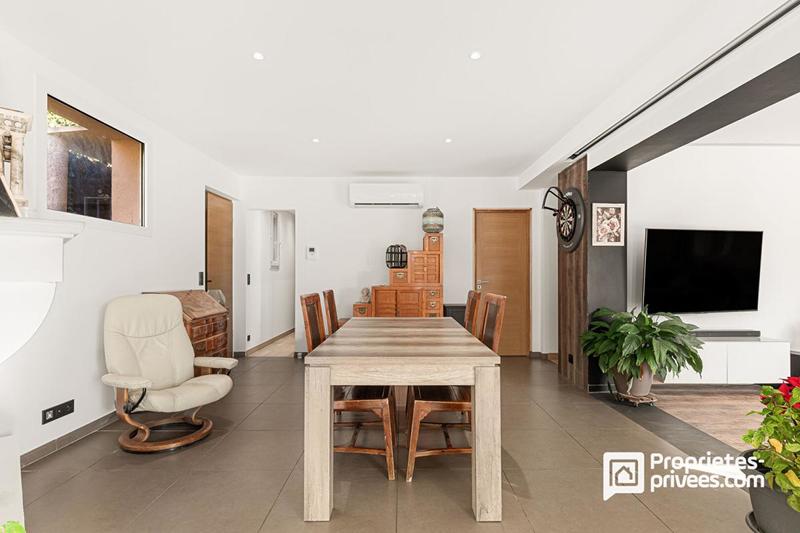 Maison - 103 m² - 5 pièces