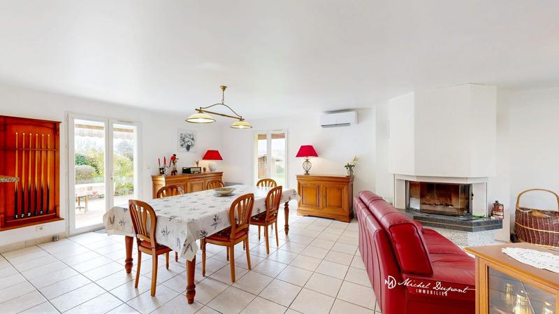 Maison - 91 m² - 5 pièces