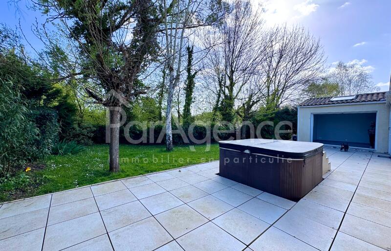 Maison - 99 m² - 4 pièces