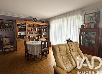 Appartement - 97 m² - 5 pièces