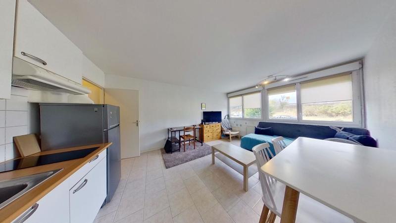 Studio - 25 m² - 1 pièce