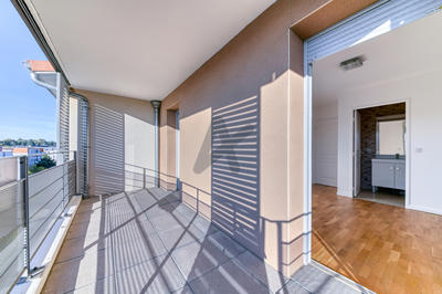 Appartement - 102 m² - 5 pièces