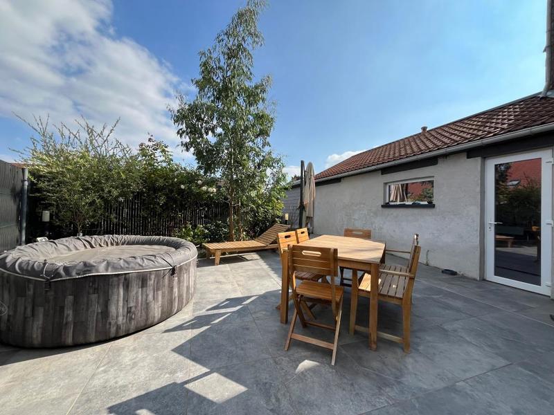 Maison - 145 m² - 6 pièces