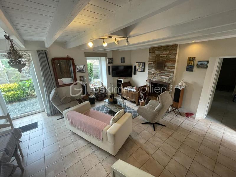 Maison en pierre - 280 m² - 12 pièces