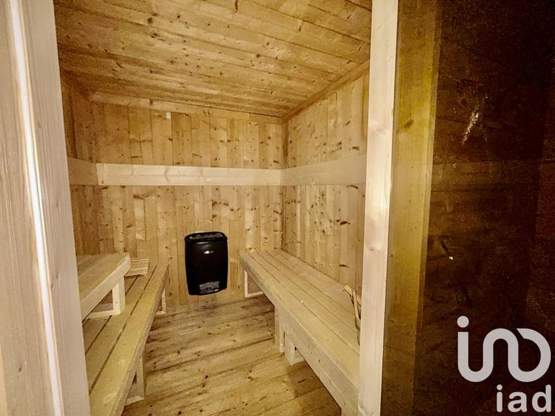 Maison - 354 m² - 12 pièces