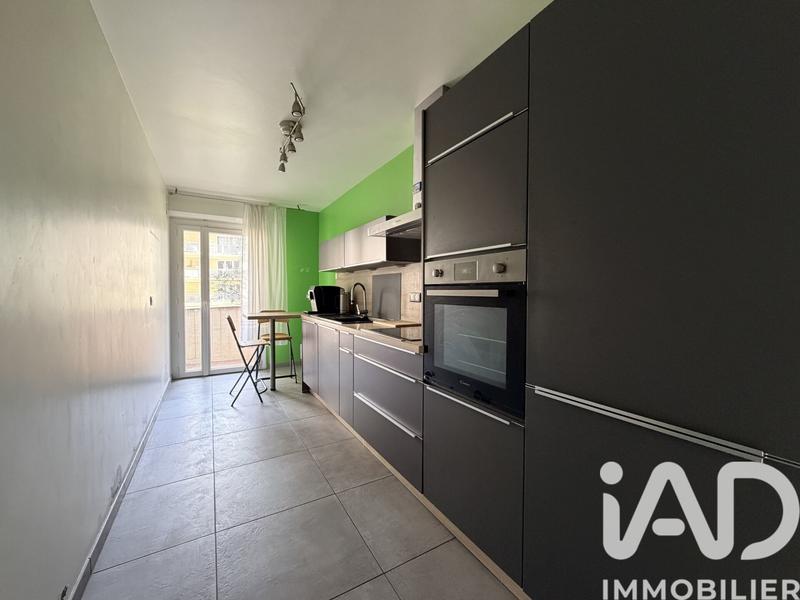 Appartement - 85 m² - 5 pièces