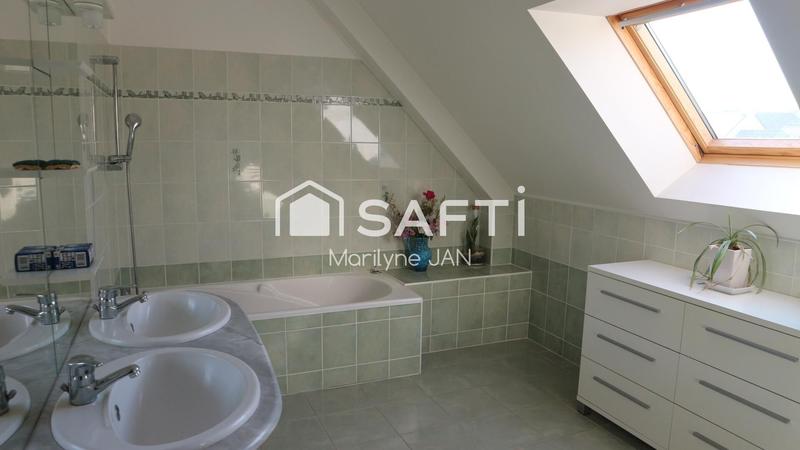 Maison - 106 m² - 6 pièces