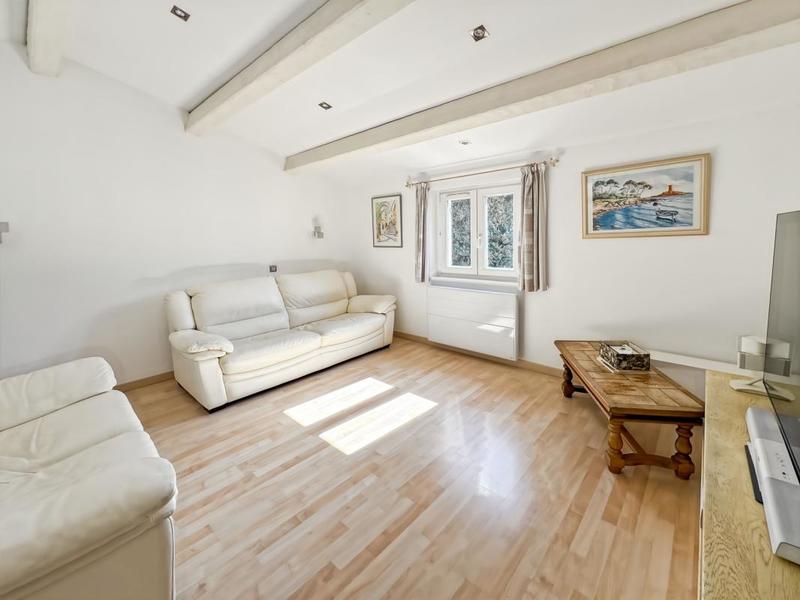 Maison - 170 m² - 7 pièces