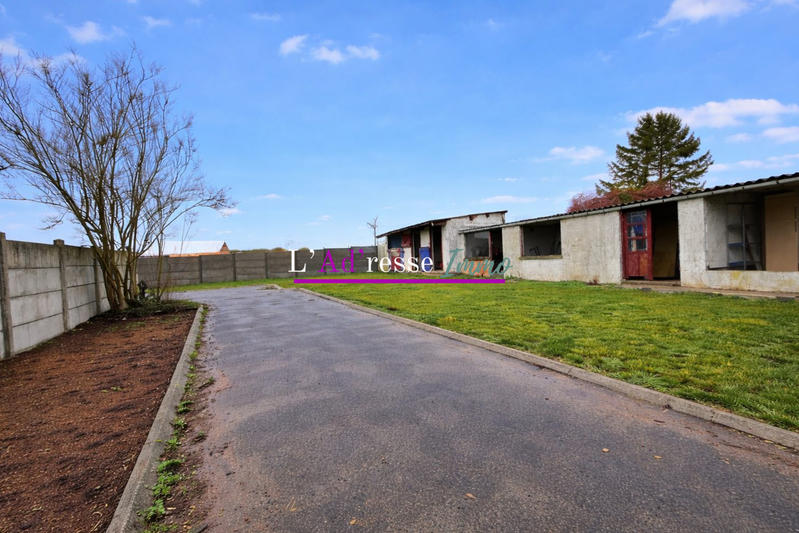 Maison - 221 m² - 10 pièces