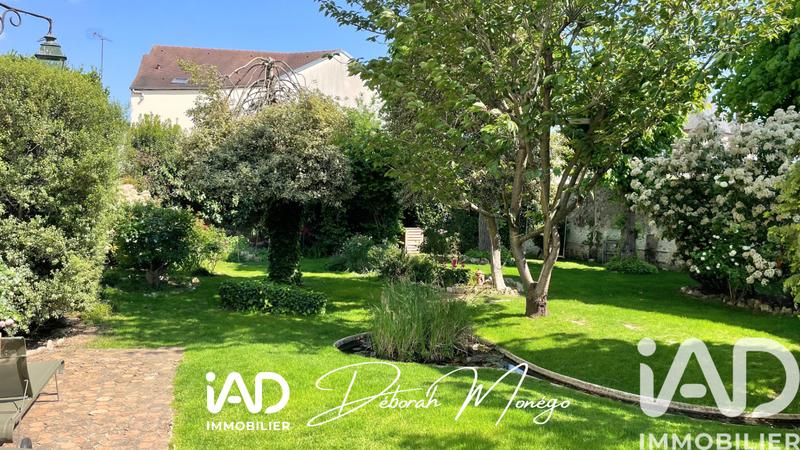 Maison - 380 m² - 11 pièces