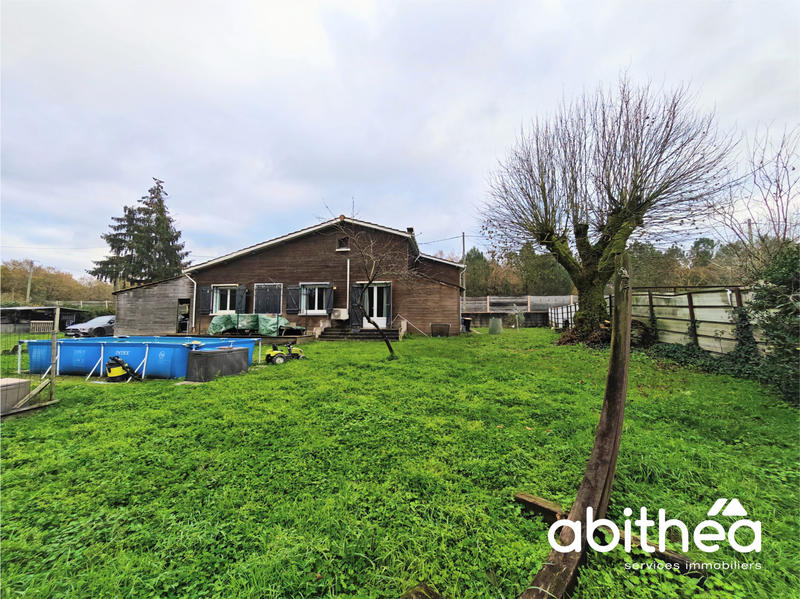 Maison - 90 m² - 4 pièces