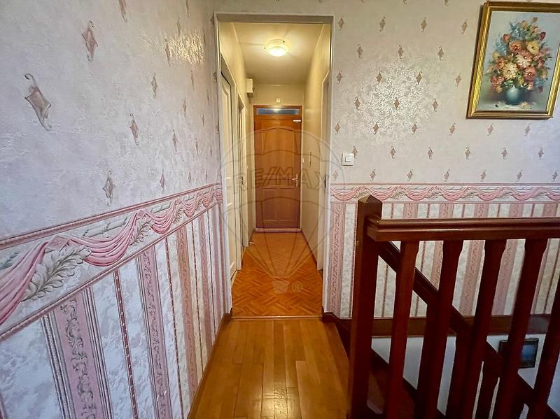 Maison - 98 m² - 5 pièces