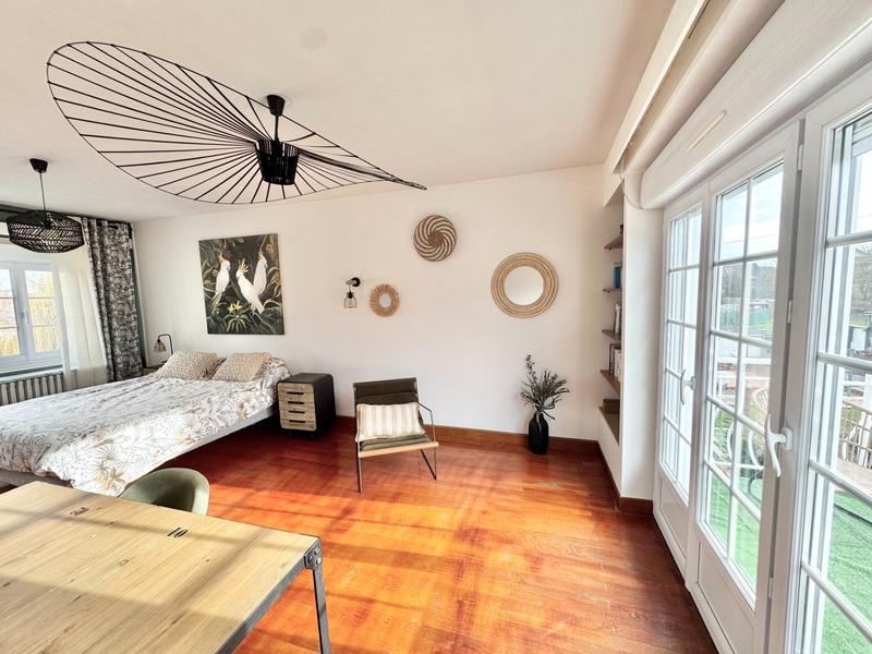 Maison - 170 m² - 7 pièces