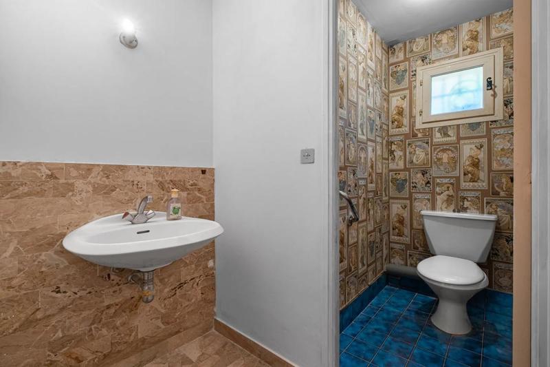 Maison - 200 m² - 6 pièces