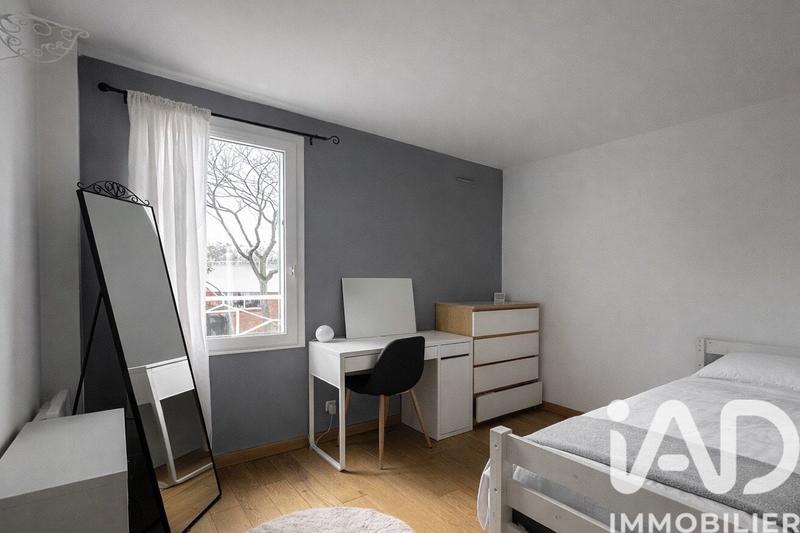 Maison - 98 m² - 5 pièces