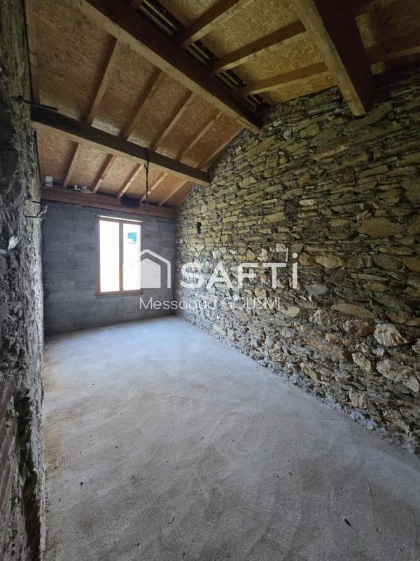 Maison de village - 70 m² - 5 pièces