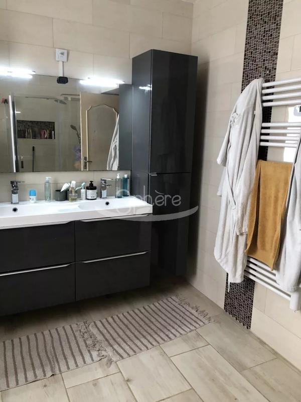 Maison de village - 155 m² - 10 pièces