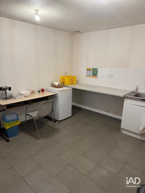 Local commercial - 4 570 m²