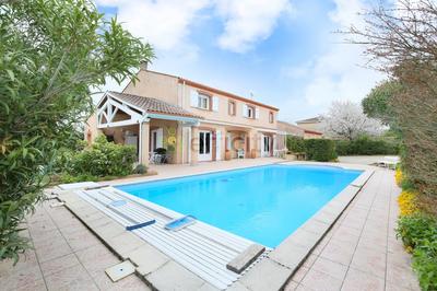 Maison - 196 m² - 6 pièces