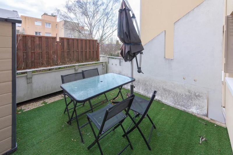 Appartement - 99 m² - 5 pièces