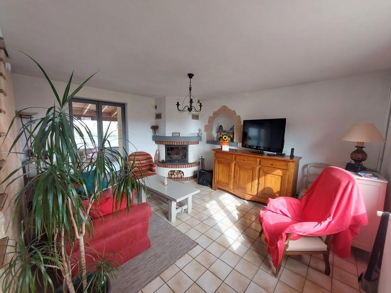 Maison - 99 m² - 4 pièces