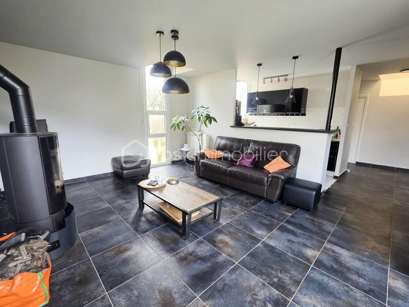 Maison - 85 m² - 5 pièces