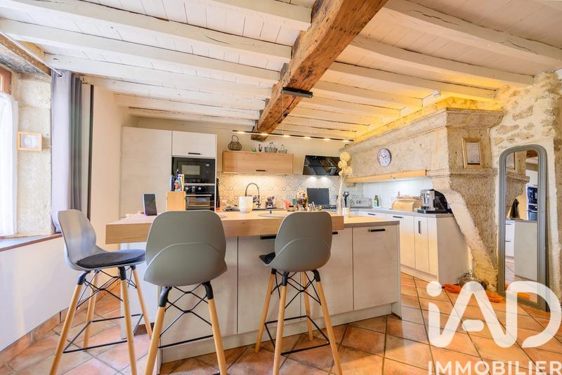 Maison de village - 180 m² - 8 pièces