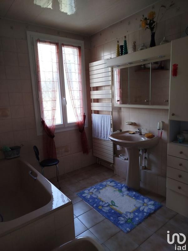 Maison - 99 m² - 4 pièces