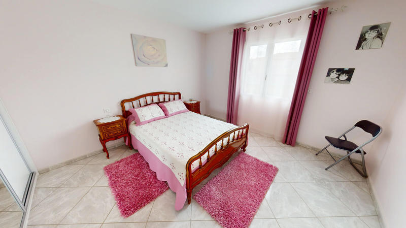 Maison - 207 m² - 5 pièces