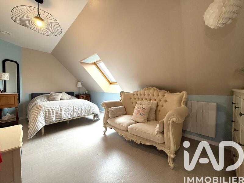 Maison - 165 m² - 6 pièces