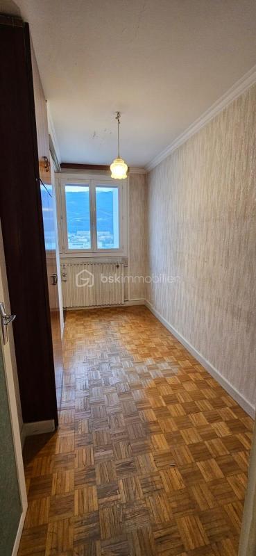 Appartement - 83 m² - 3 pièces