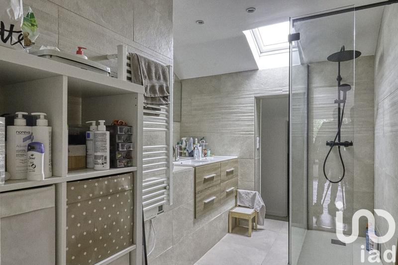 Maison - 88 m² - 4 pièces