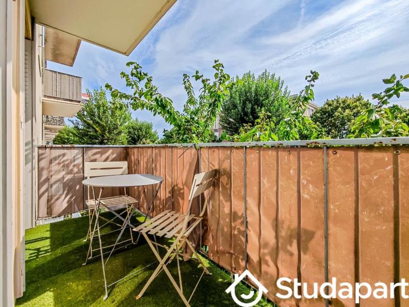 Chambre - 13 m² - 1 pièce