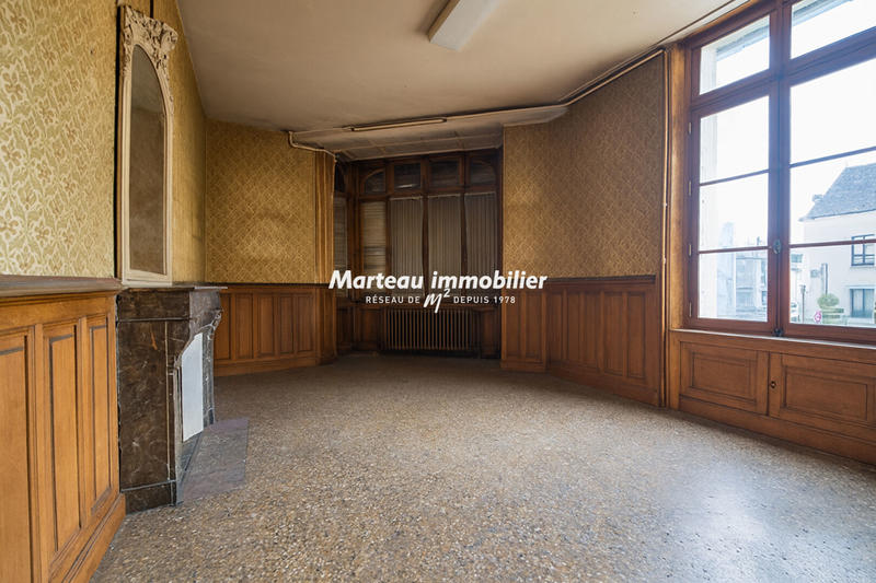 Maison - 480 m² - 13 pièces