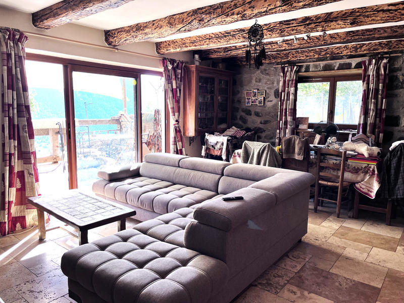 Maison - 105 m² - 4 pièces