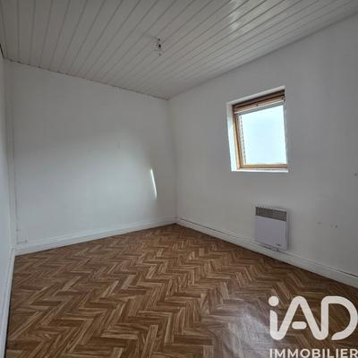 Maison - 70 m² - 5 pièces