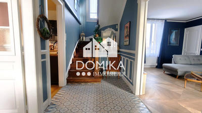 Maison - 178 m² - 8 pièces