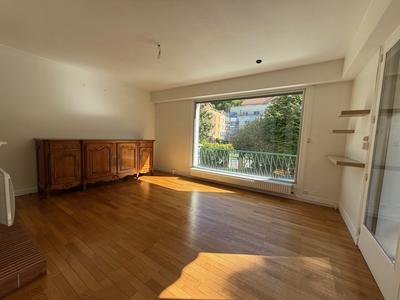 Maison - 180 m² - 6 pièces