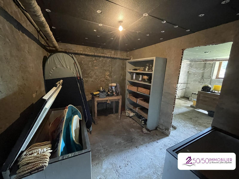 Maison - 144 m² - 7 pièces