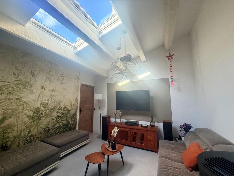 Maison - 157 m² - 6 pièces