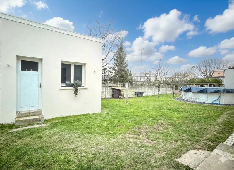 Maison - 110 m² - 6 pièces