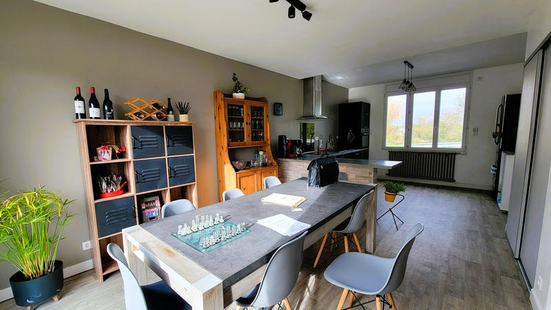 Maison - 92 m² - 4 pièces