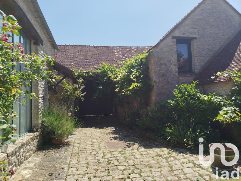 Maison - 304 m² - 12 pièces